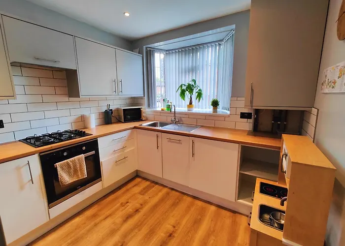 Lovely House In Great Location