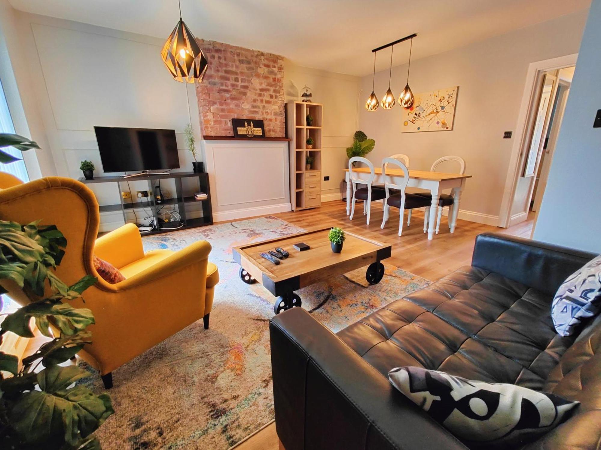 Апартаменты Lovely House In Great Location *